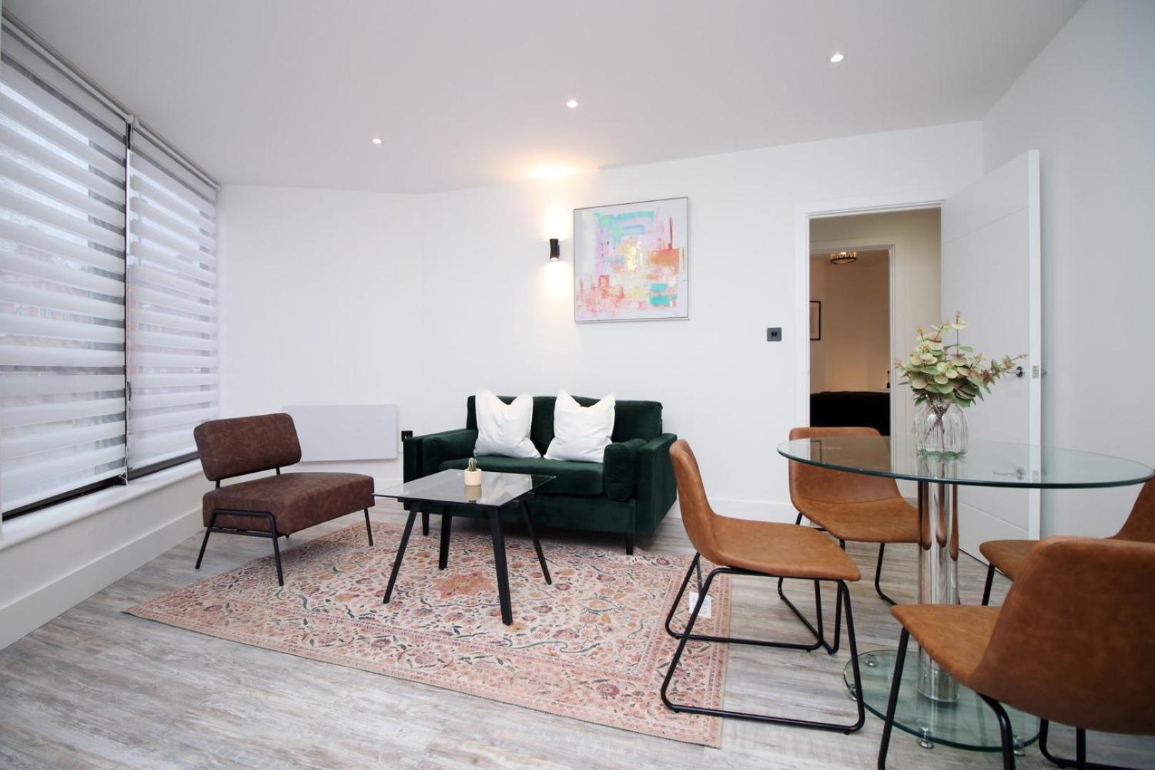 2 Bedroom With Free Parking 史云顿 外观 照片